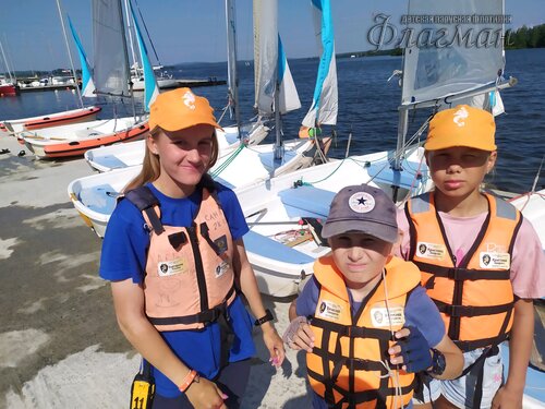 2022_07_25_103732 11Dzhonni UsanovaE ZaharovaK PankratovV